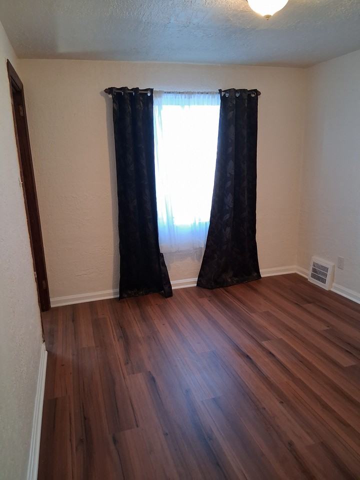 405 Commonwealth Ave #NA - Photo 5 of 12