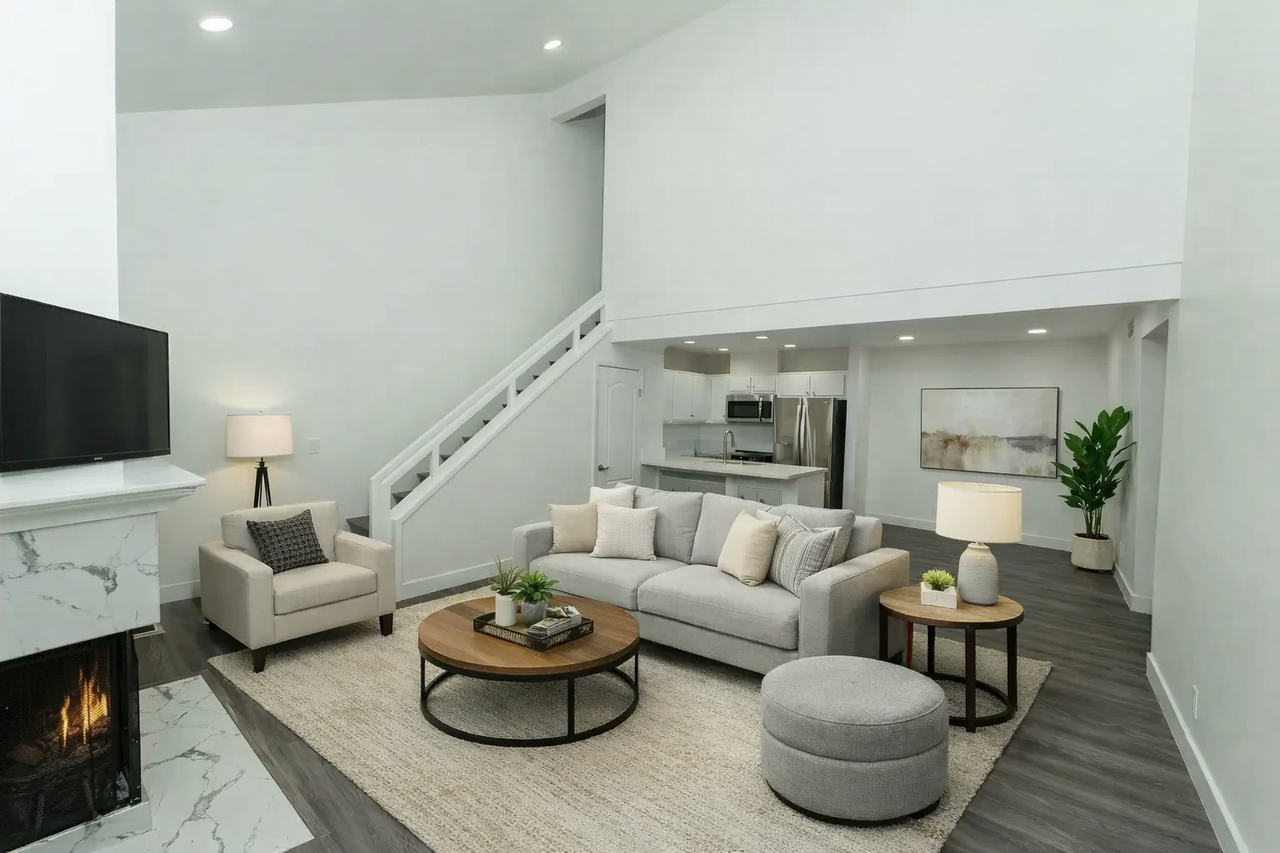 13115 Glen Ct #90 - Photo 3 of 6