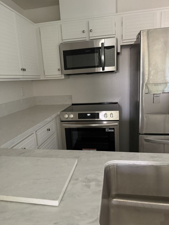 13115 Glen Ct #90 - Photo 4 of 6