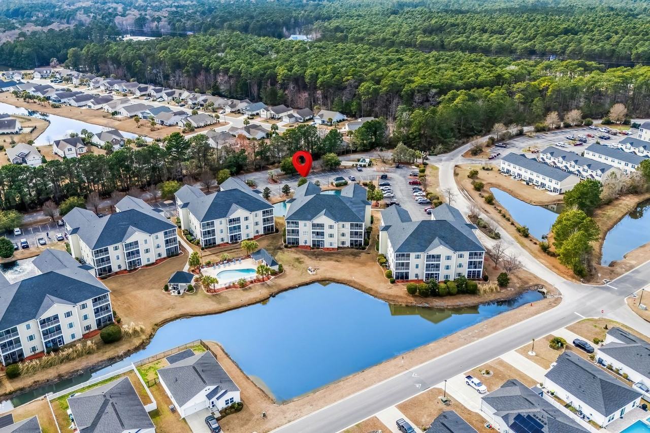 2080 Cross Gate Blvd - Photo 3 of 50