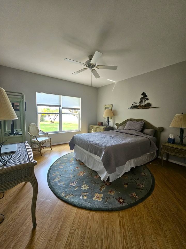 529 529 Windsor SquareUnit 101 #101 - Photo 2 of 13