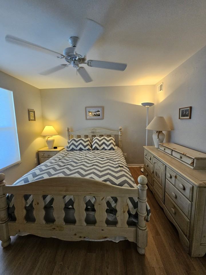 529 529 Windsor SquareUnit 101 #101 - Photo 5 of 13