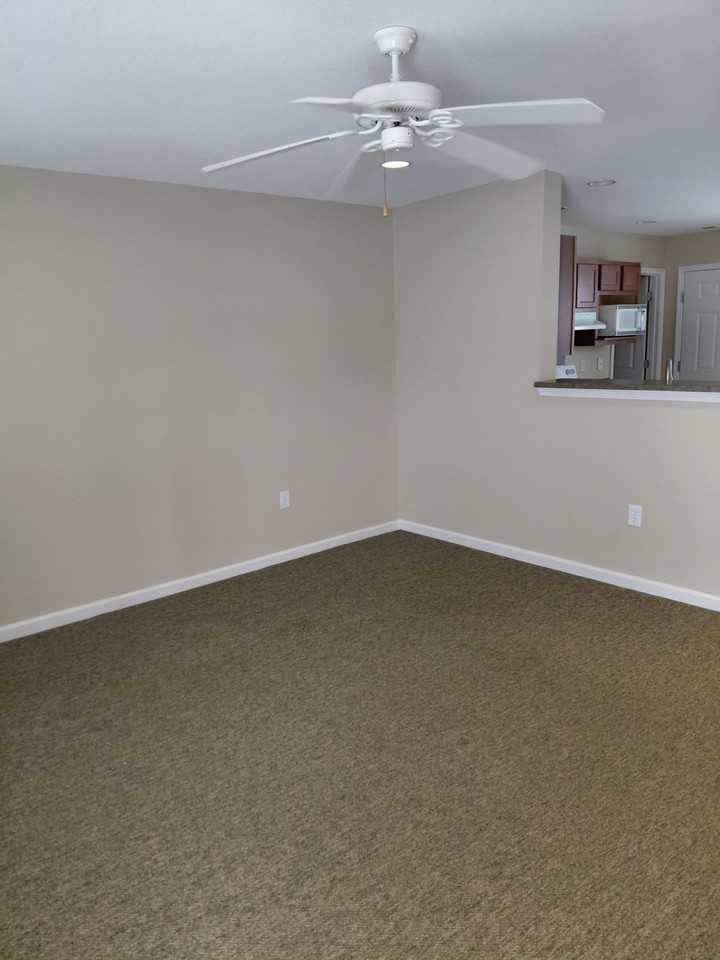 Ashbury Pointe - Photo 7 of 19