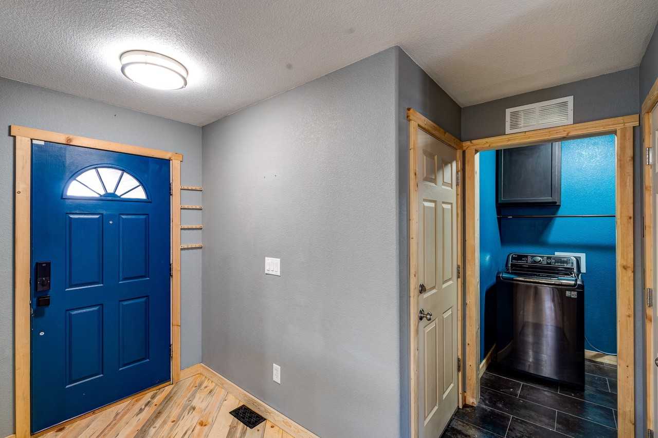 10444 Mount Wilson Pl #1 - Photo 4 of 17