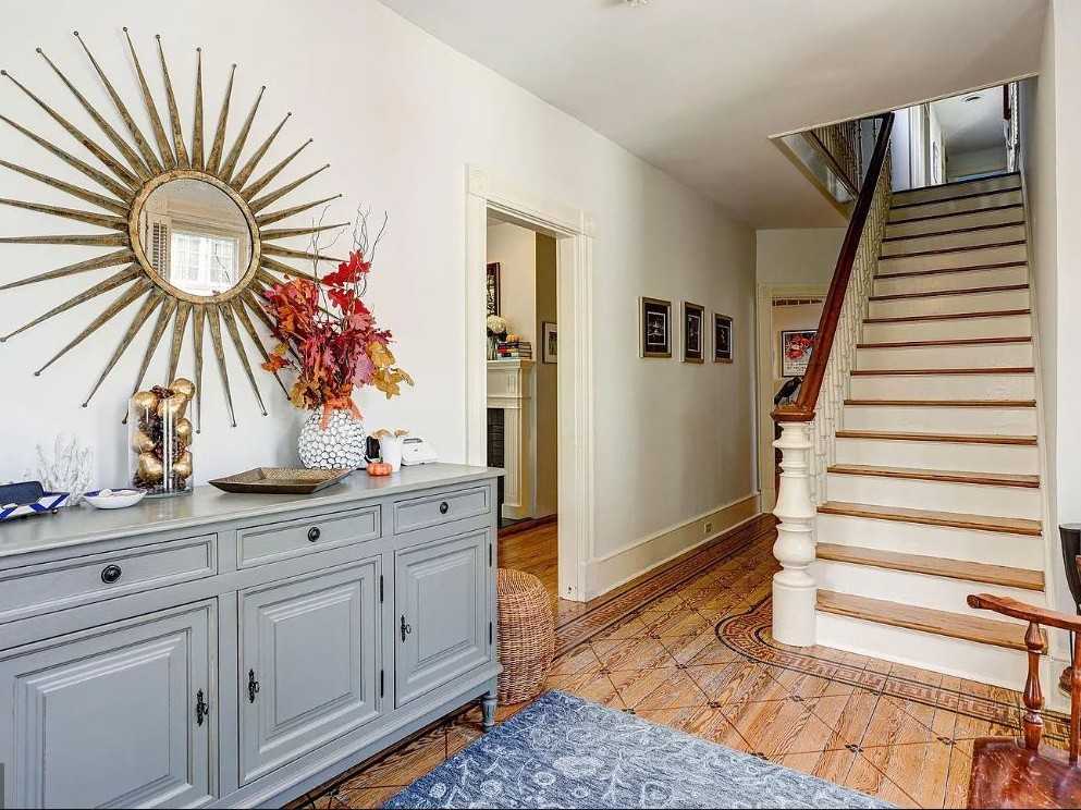 27 N Hanson St #NA - Photo 2 of 22