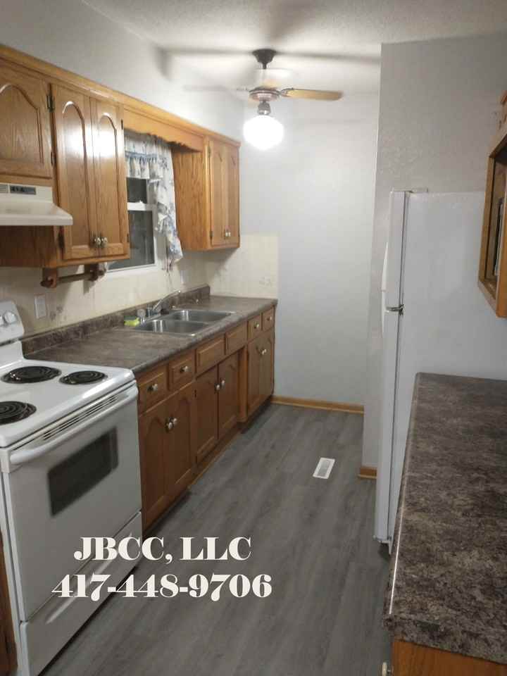 1105 N Clay St #NA - Photo 2 of 9