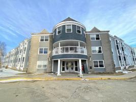 featured image of 151 Queen St #220