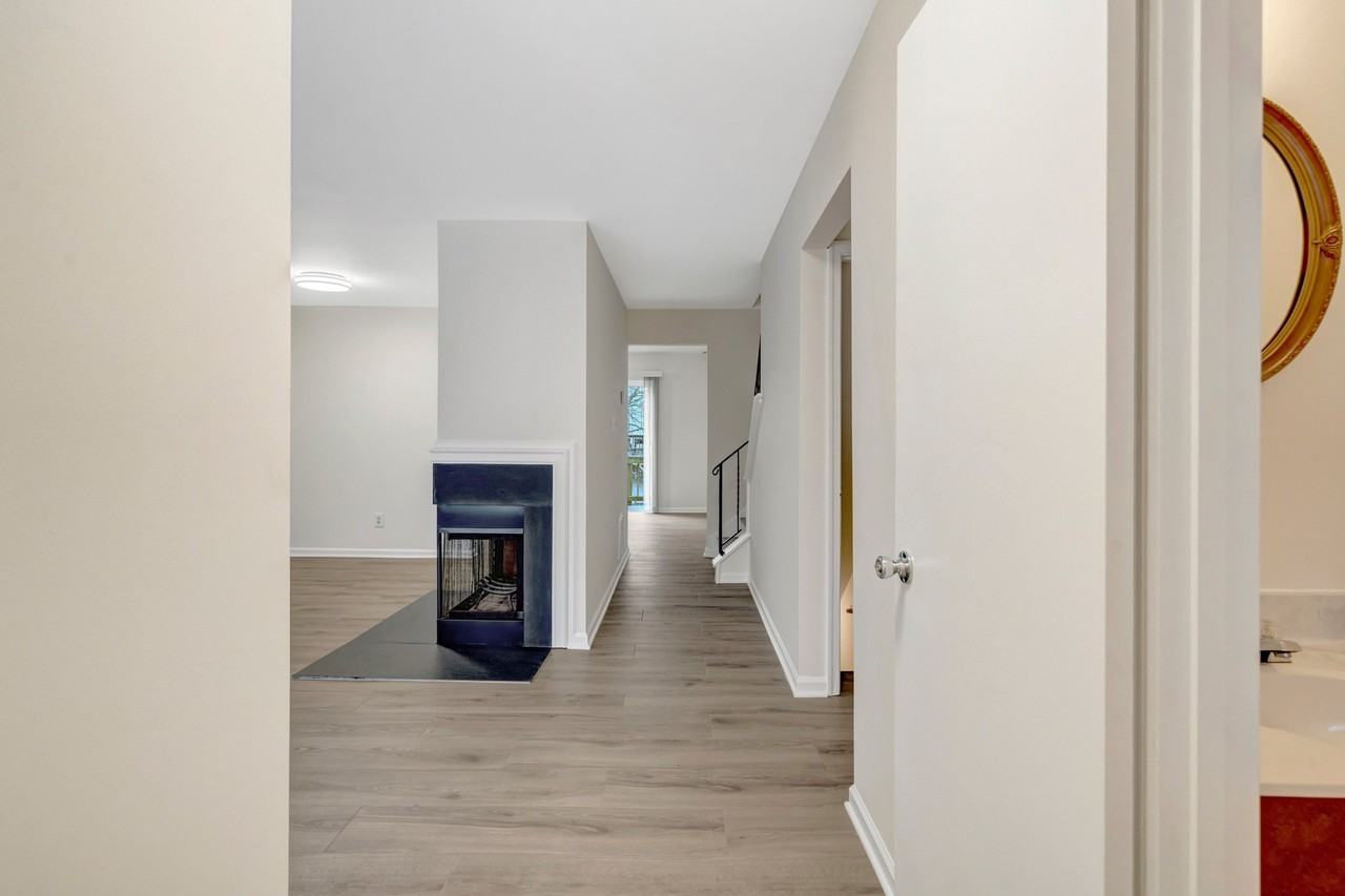 4152 Placid Lake Ct #1 - Photo 5 of 50