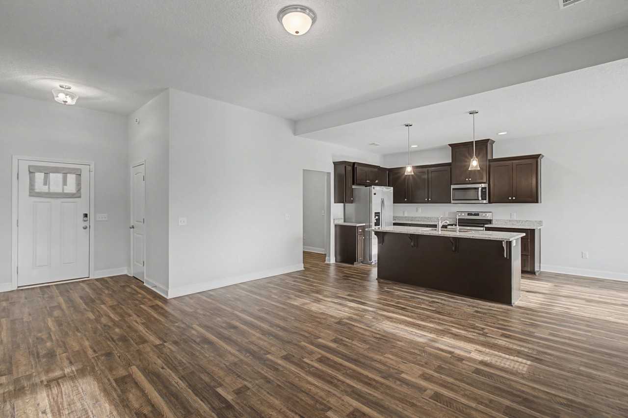 20 Fuller Way Ne #1 - Photo 3 of 35