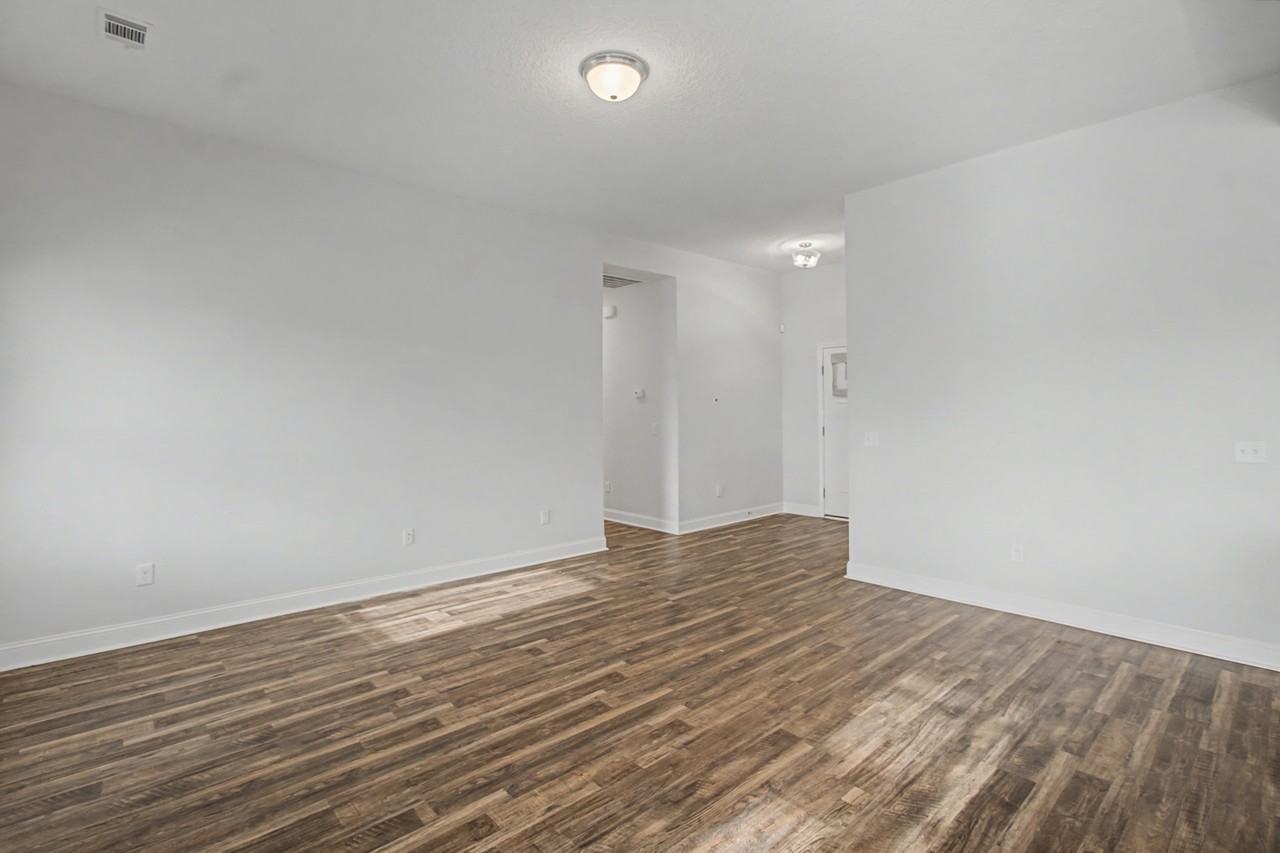 20 Fuller Way Ne #1 - Photo 4 of 35