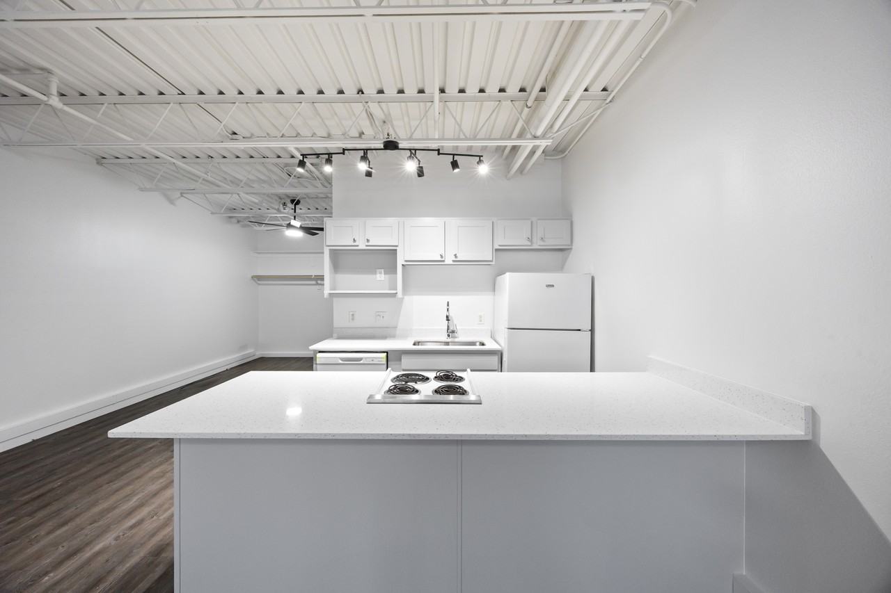 1023 N Molly Ct #1023MC - Photo 4 of 16