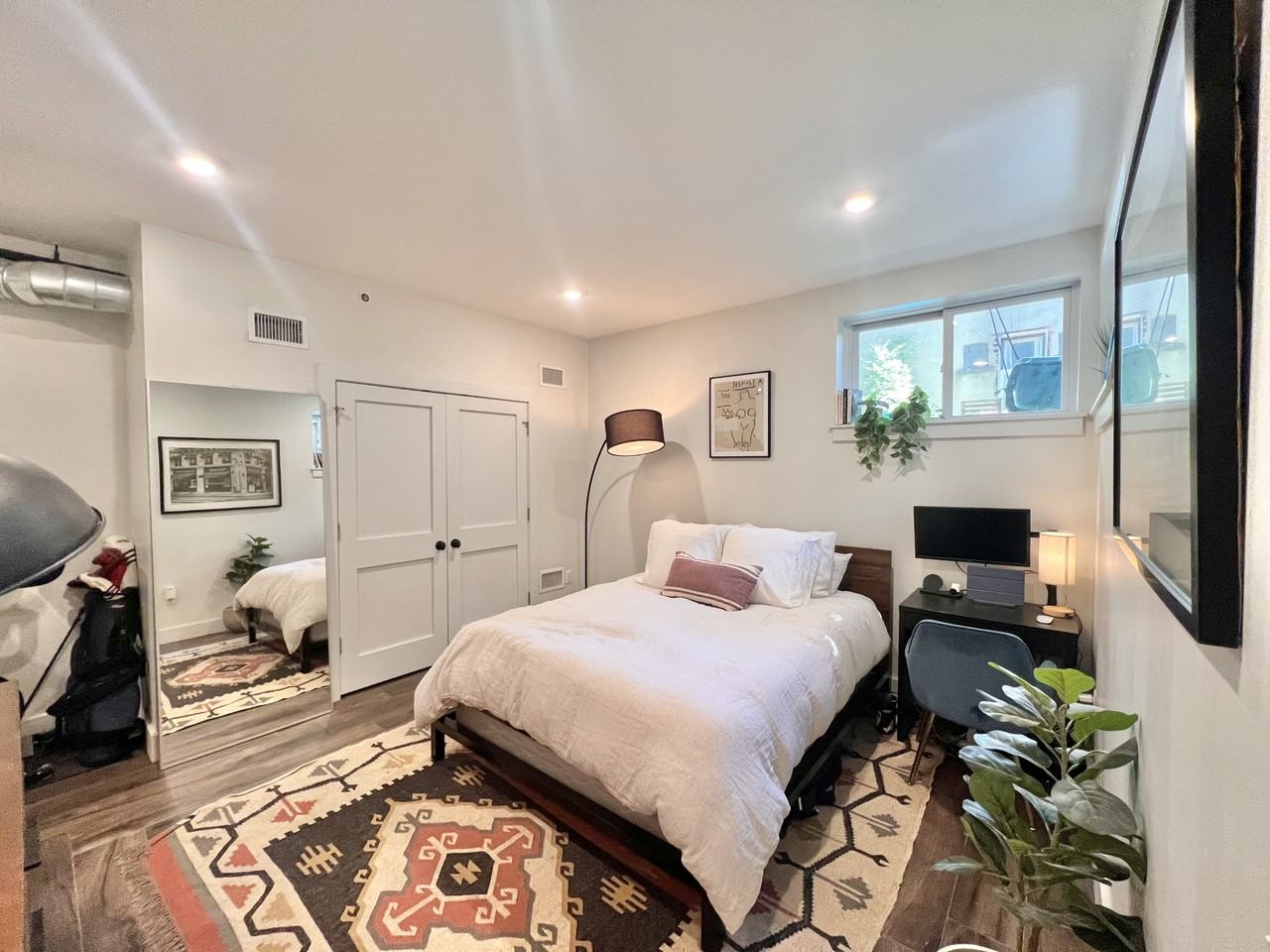 56 Wayne St #G - Photo 2 of 12