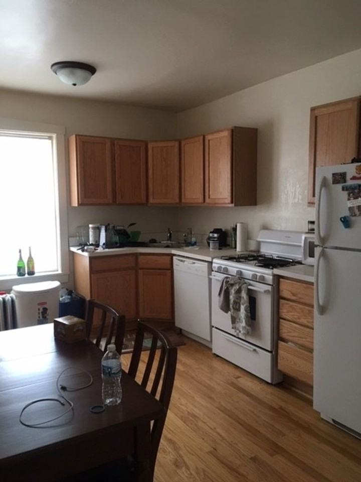 4311 N Francisco Ave - Photo 4 of 11