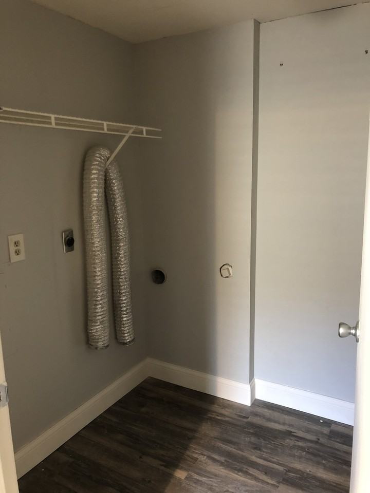 47 Park Charles Blvd S Apt B - Photo 7 of 12