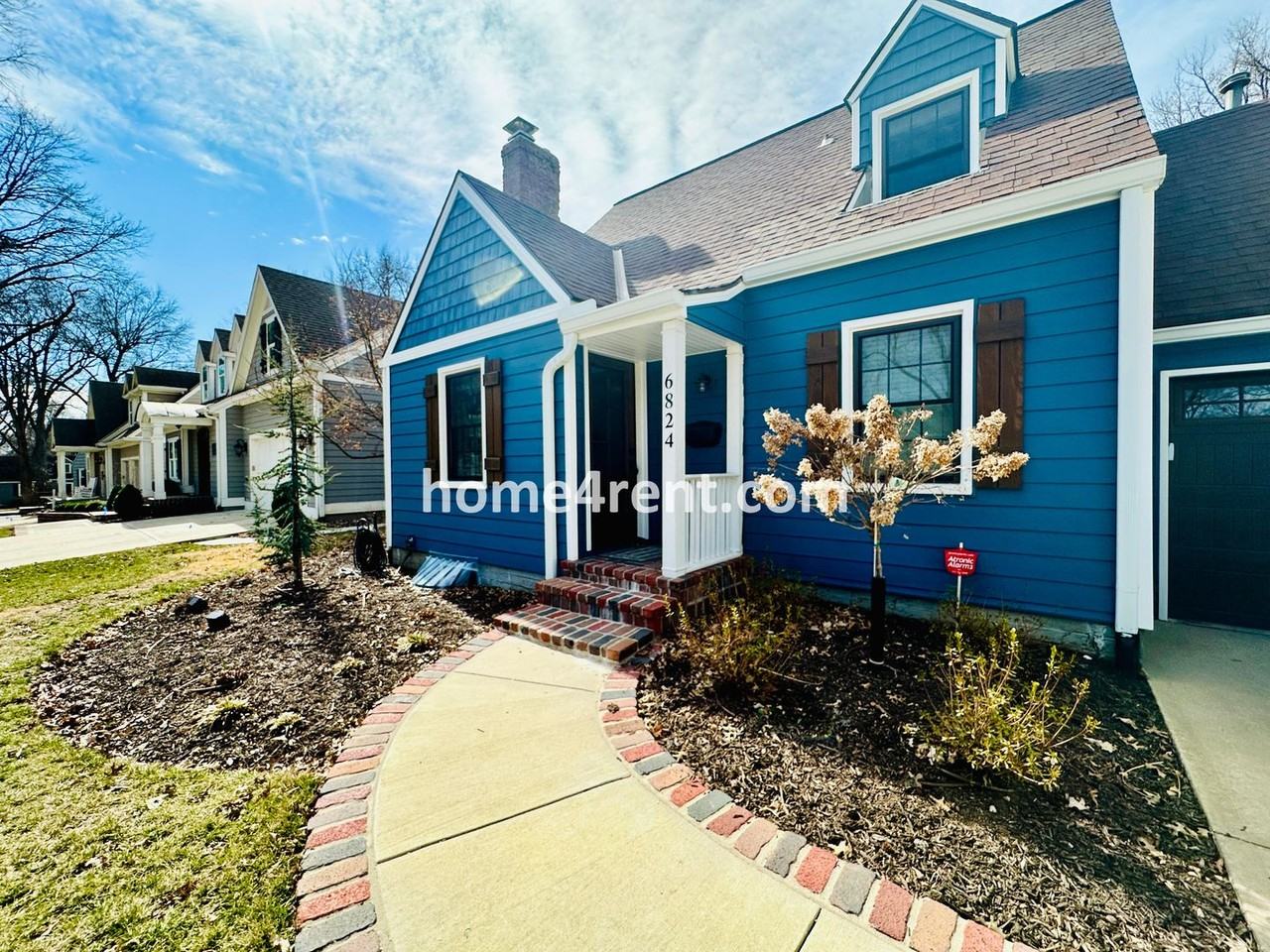 6824 Delmar Ln - Photo 3 of 50