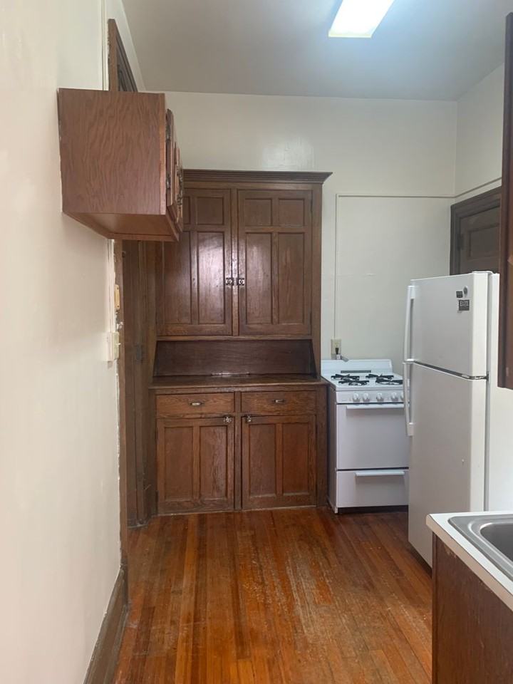 17 W Market St #4B - Photo 3 of 15