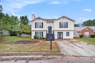 4474 Thornwood Cres - Photo 1 of 1