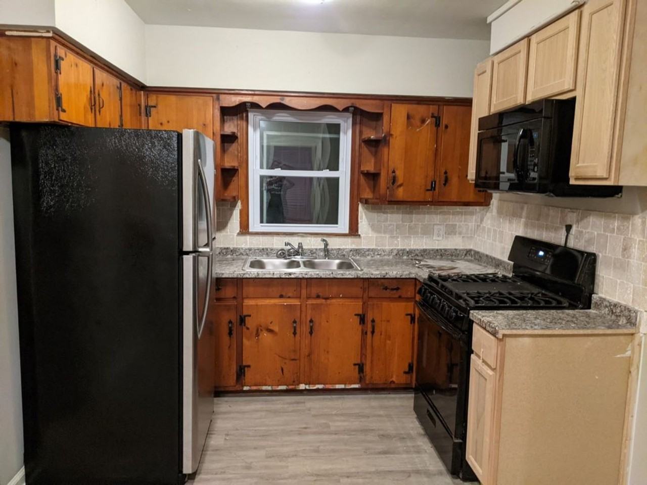 246 Robert E Lee Dr - Photo 5 of 5