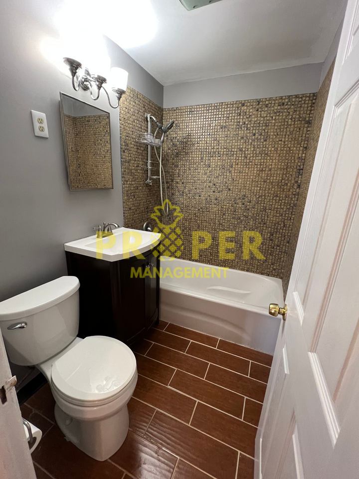 4437 Queens Ave - Photo 5 of 11