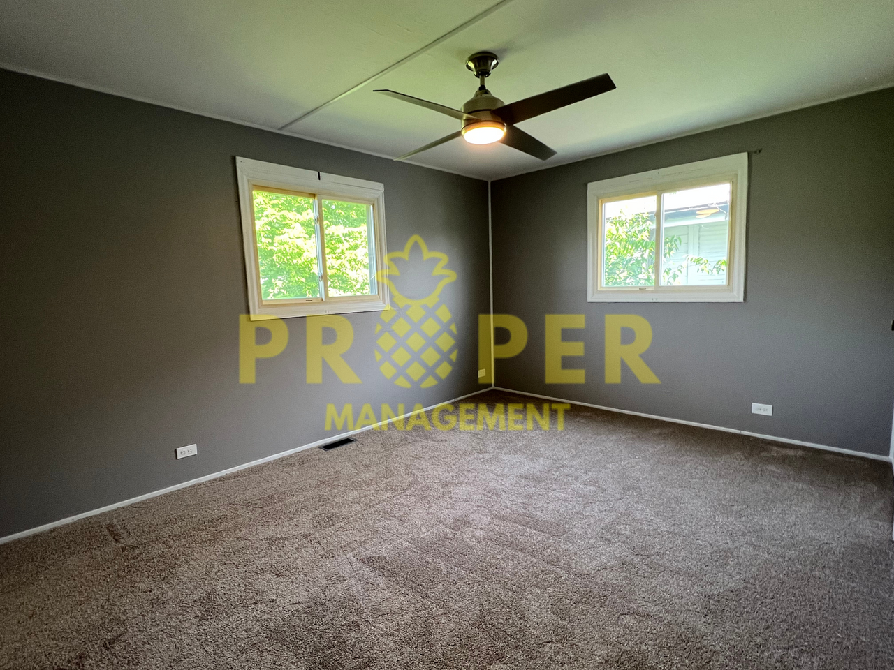 833 Randolph St - Photo 7 of 8