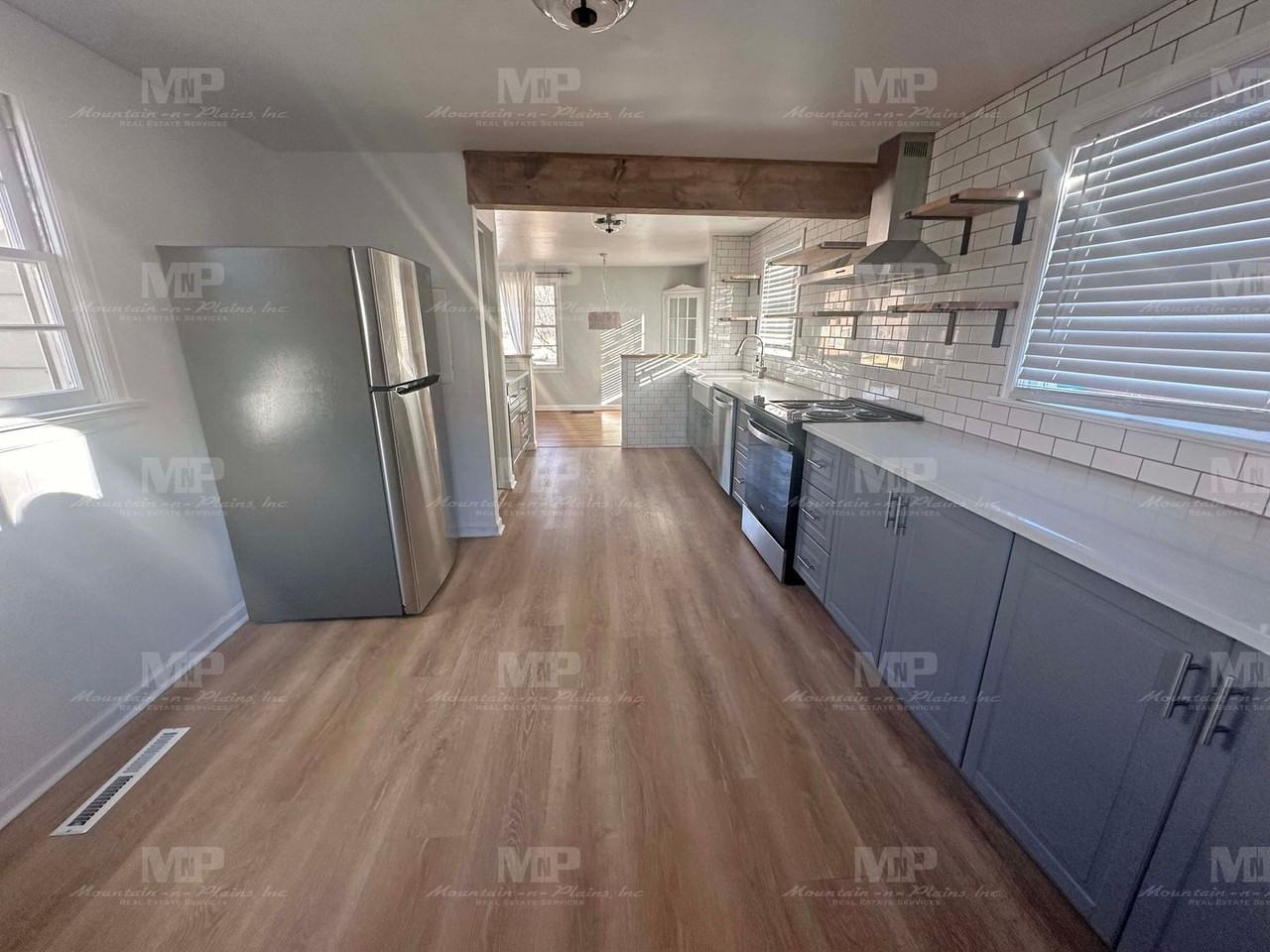 607 S Grant Ave - Photo 5 of 19