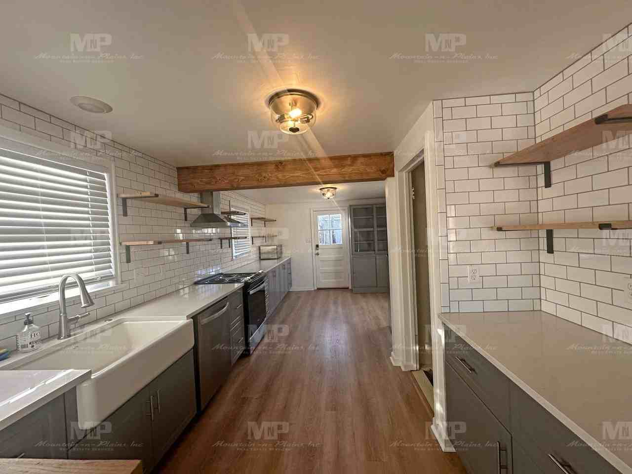 607 S Grant Ave - Photo 6 of 19