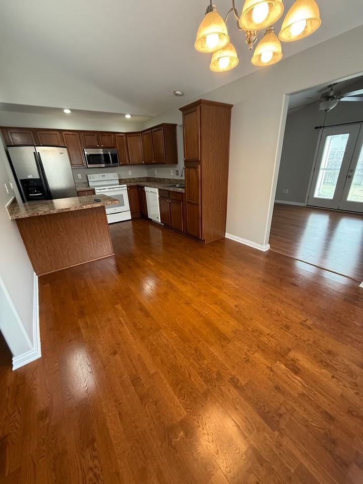 3060 Our Tibbs Trl - Photo 5 of 21