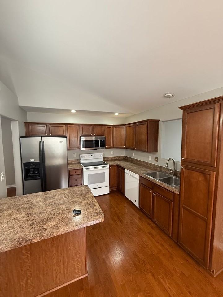 3060 Our Tibbs Trl - Photo 6 of 21