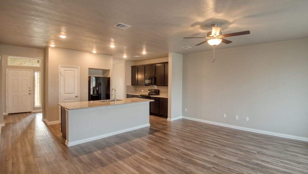 2202 John Ross Ct - Photo 2 of 16