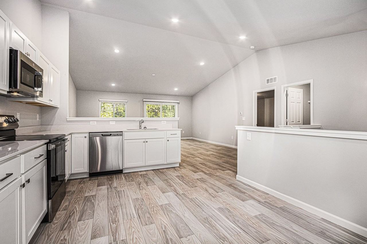 5453 E Karen Ct - Photo 3 of 20