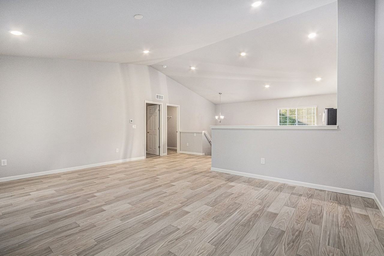 5453 E Karen Ct - Photo 4 of 20