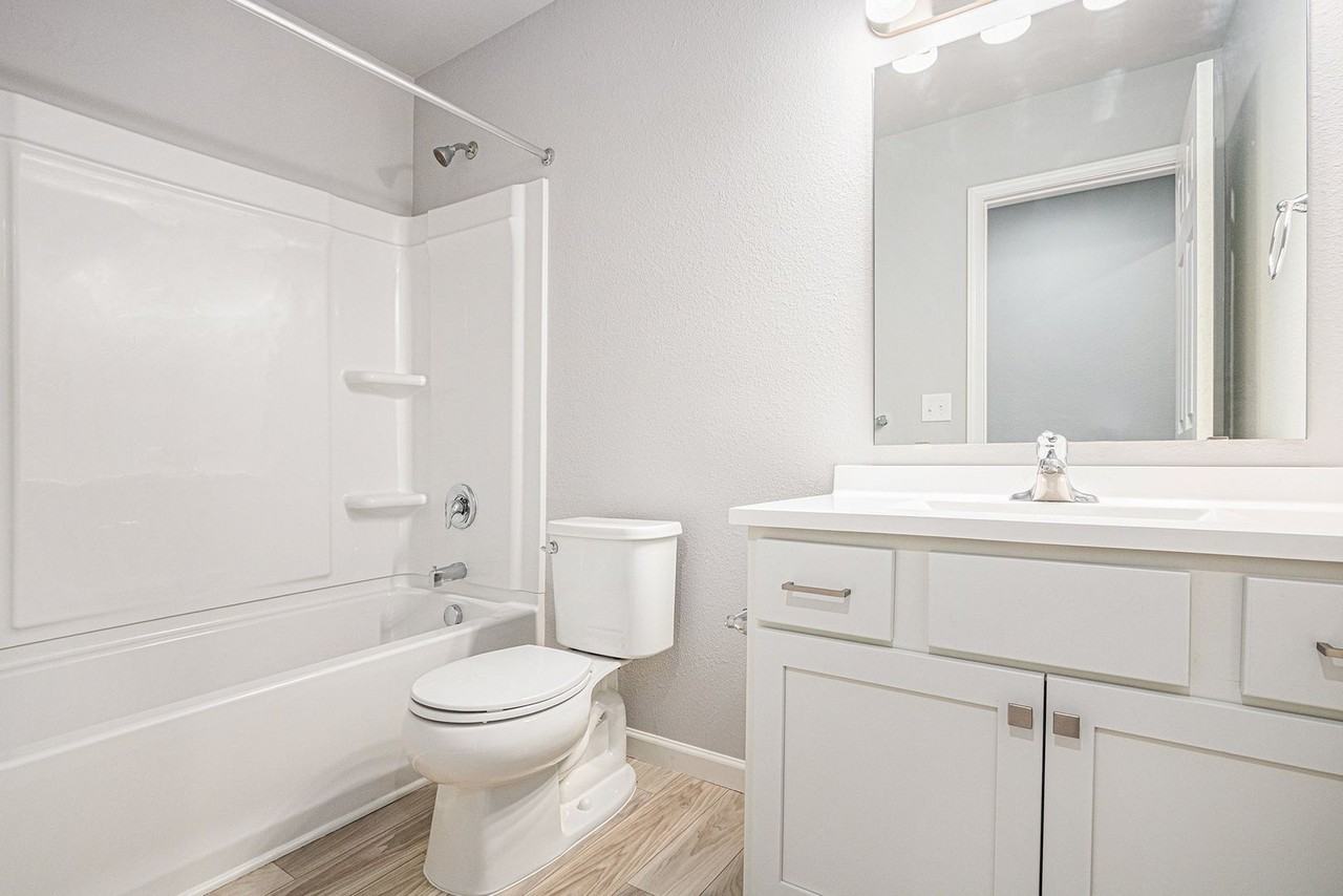 5453 E Karen Ct - Photo 6 of 20