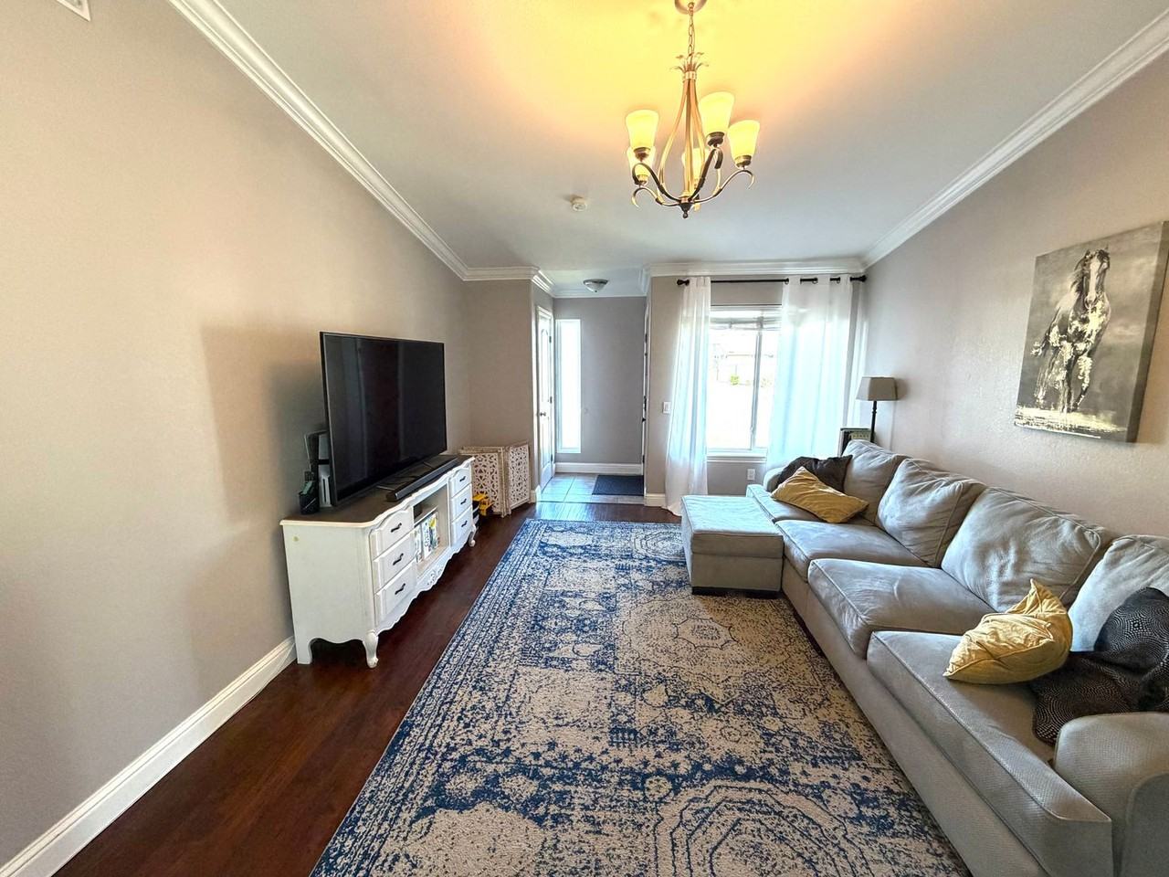 9756 Greensboro Cir - Photo 5 of 50