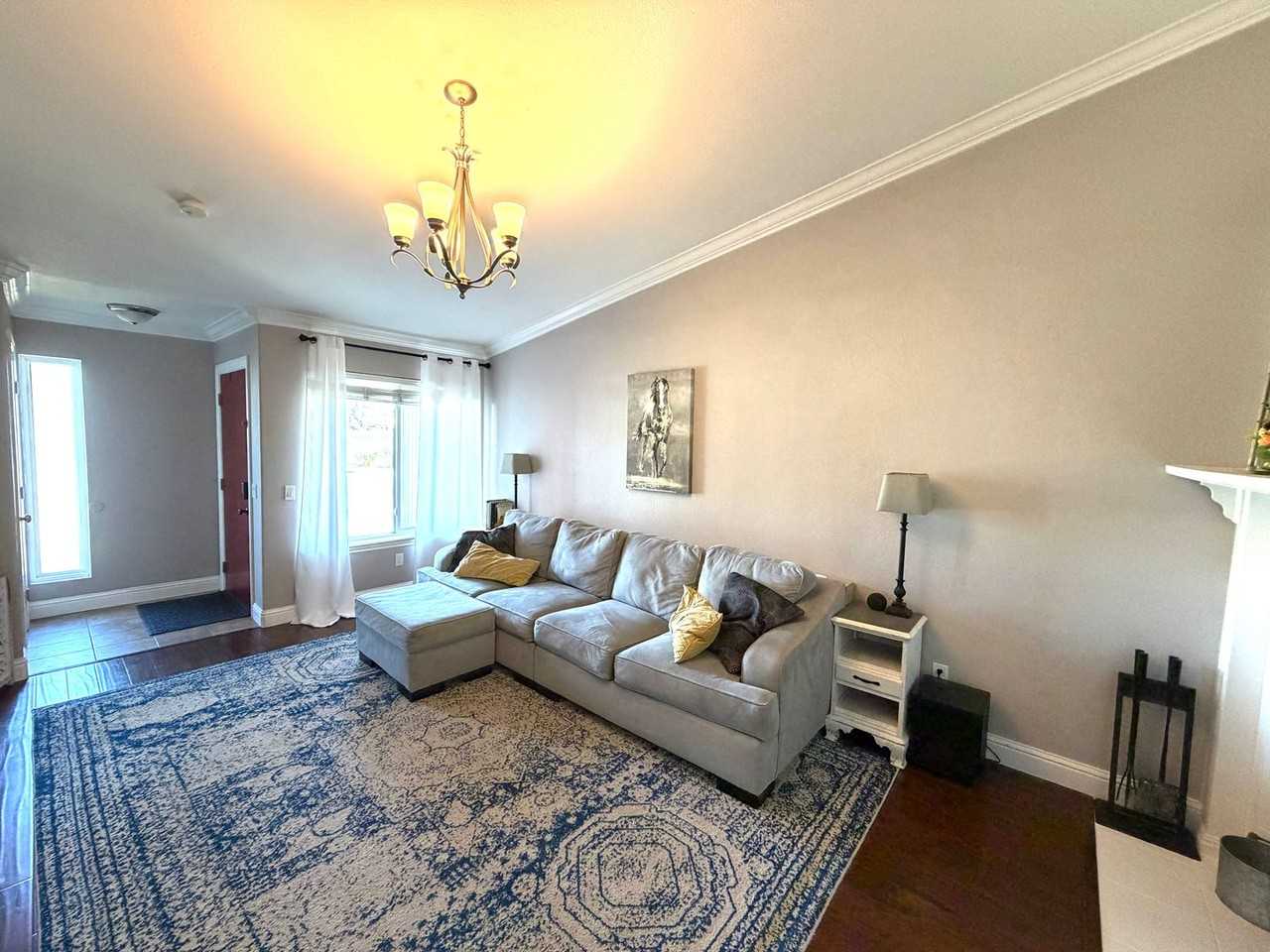 9756 Greensboro Cir - Photo 7 of 50