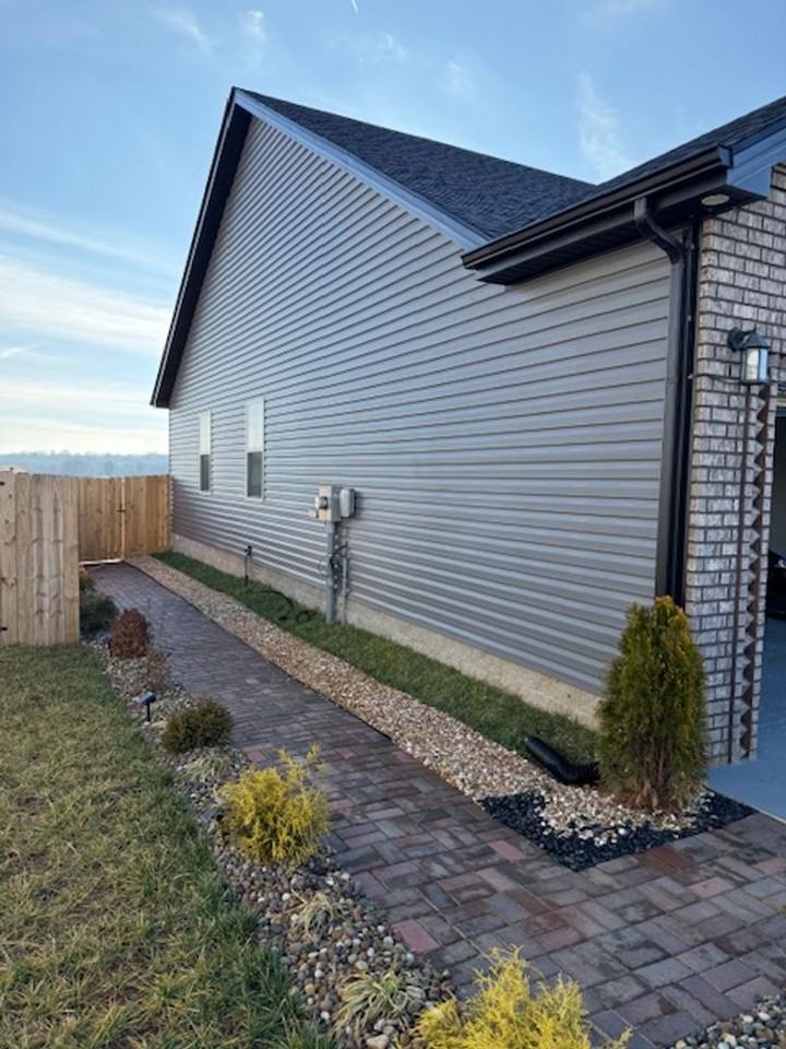 113 Ralph Ct - Photo 2 of 27