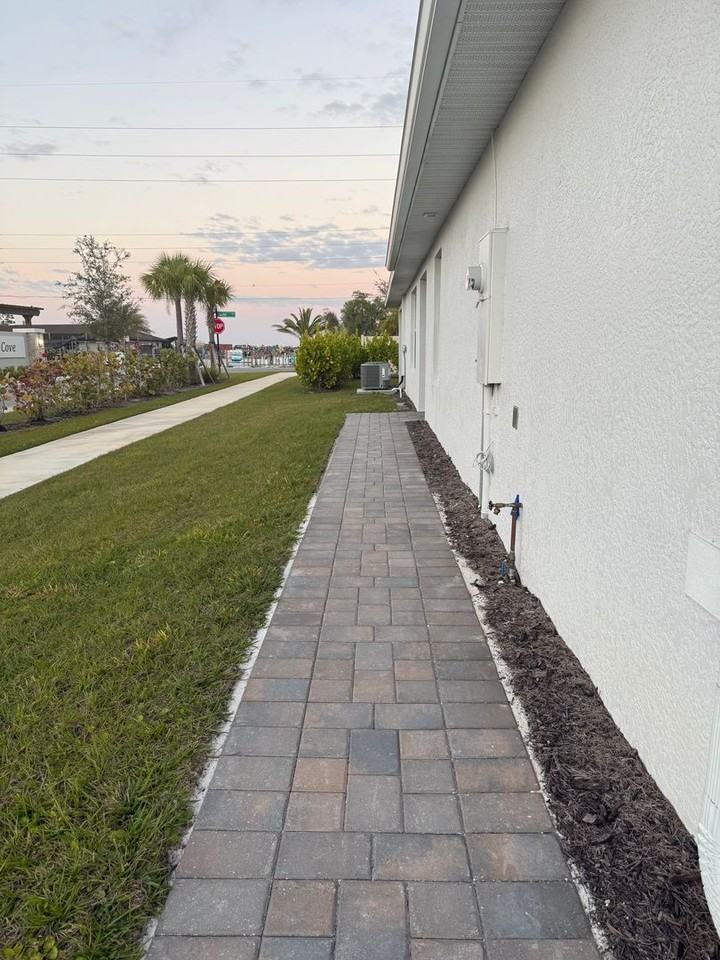 9446 Sunbeam Cir - Photo 2 of 29