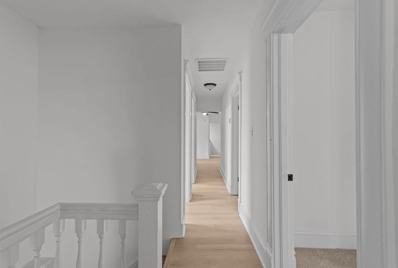 255 maryland ave - Photo 3 of 31