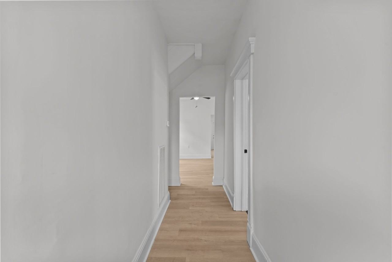 255 maryland ave - Photo 4 of 31