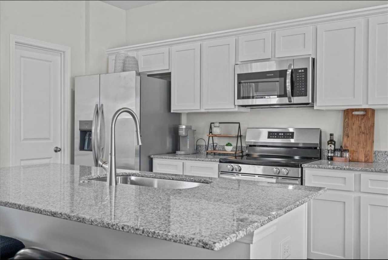 109 Lowland Dr - Photo 7 of 15