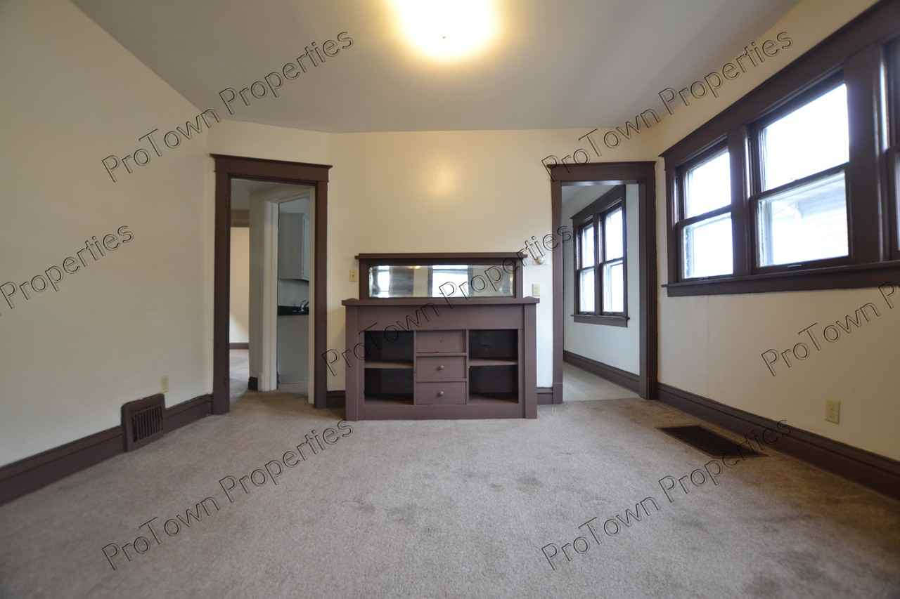 119 Arizona Avenue #1 - Photo 5 of 8