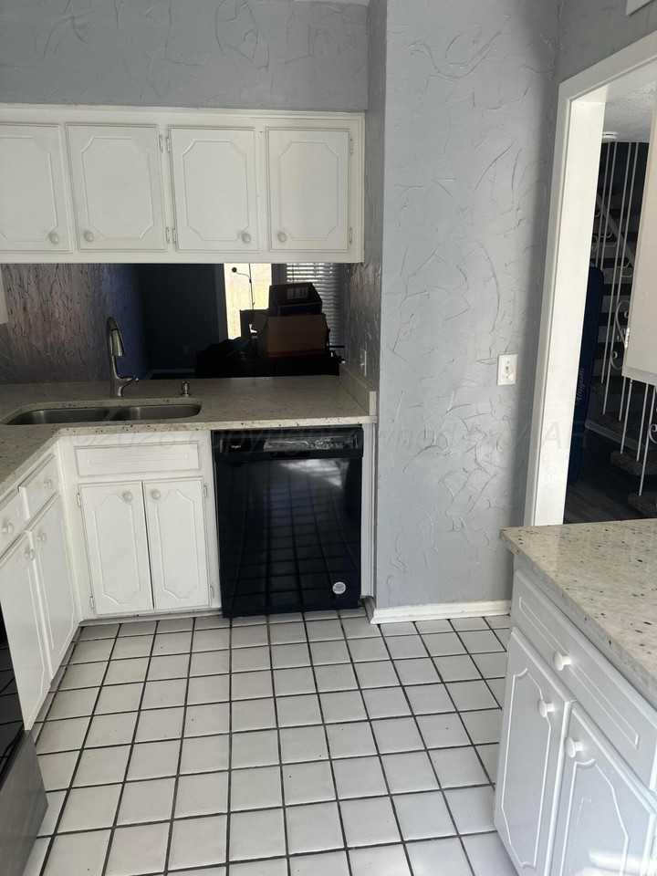 3202 Villa Pl - Photo 5 of 12