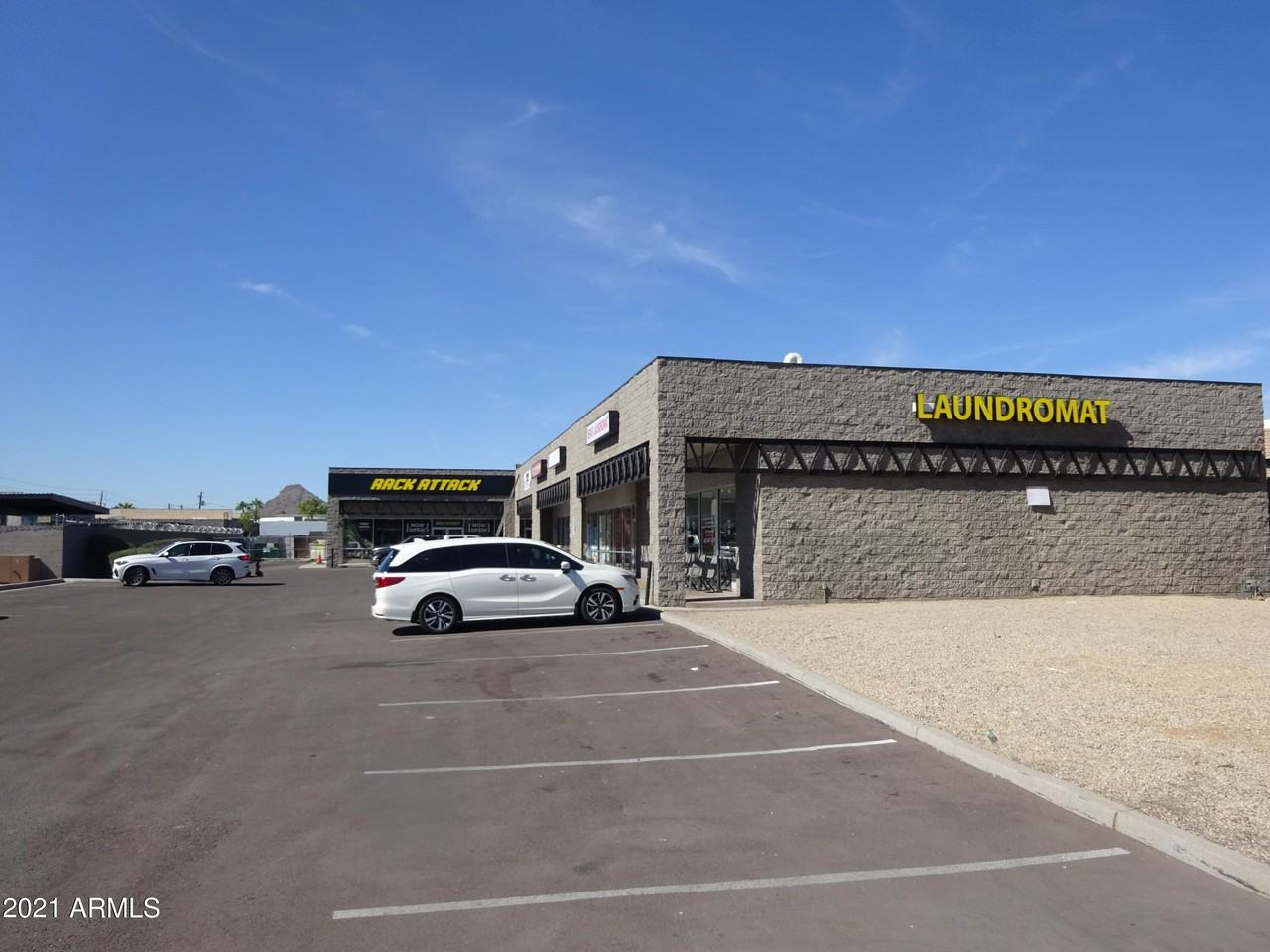 15420 N 32nd St - Photo 2 of 14