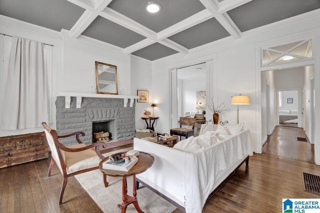 2134 16th Ave S #C - Photo 6 of 27