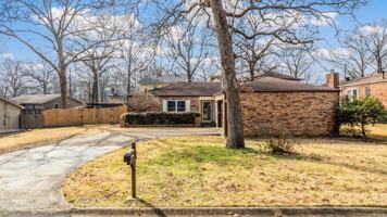 featured image of 1708 War Eagle Dr