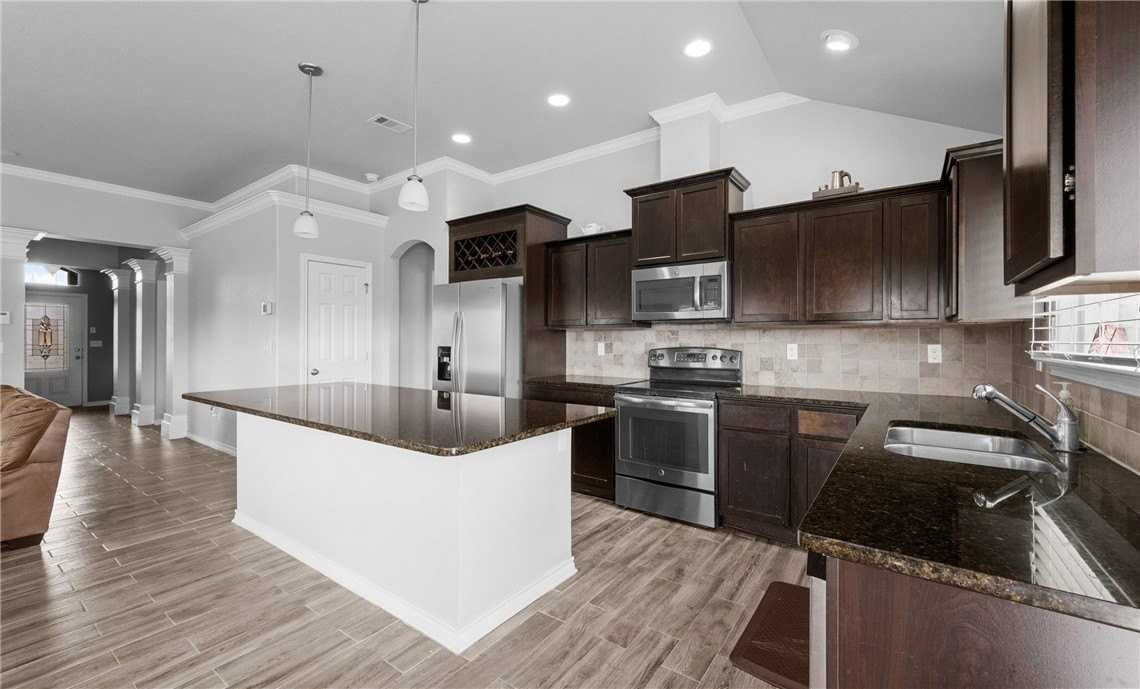 3042 Besterio Dr - Photo 6 of 26