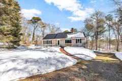 44 Susan Ln - Photo 1 of 1