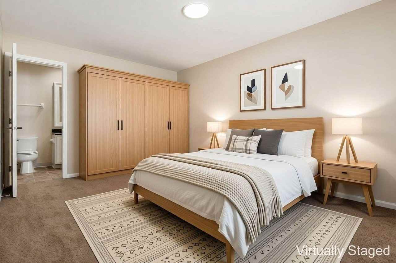 5066 Stratford Pine Ln - Photo 7 of 32