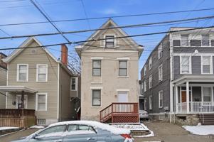 featured image of 2357 Victor St
