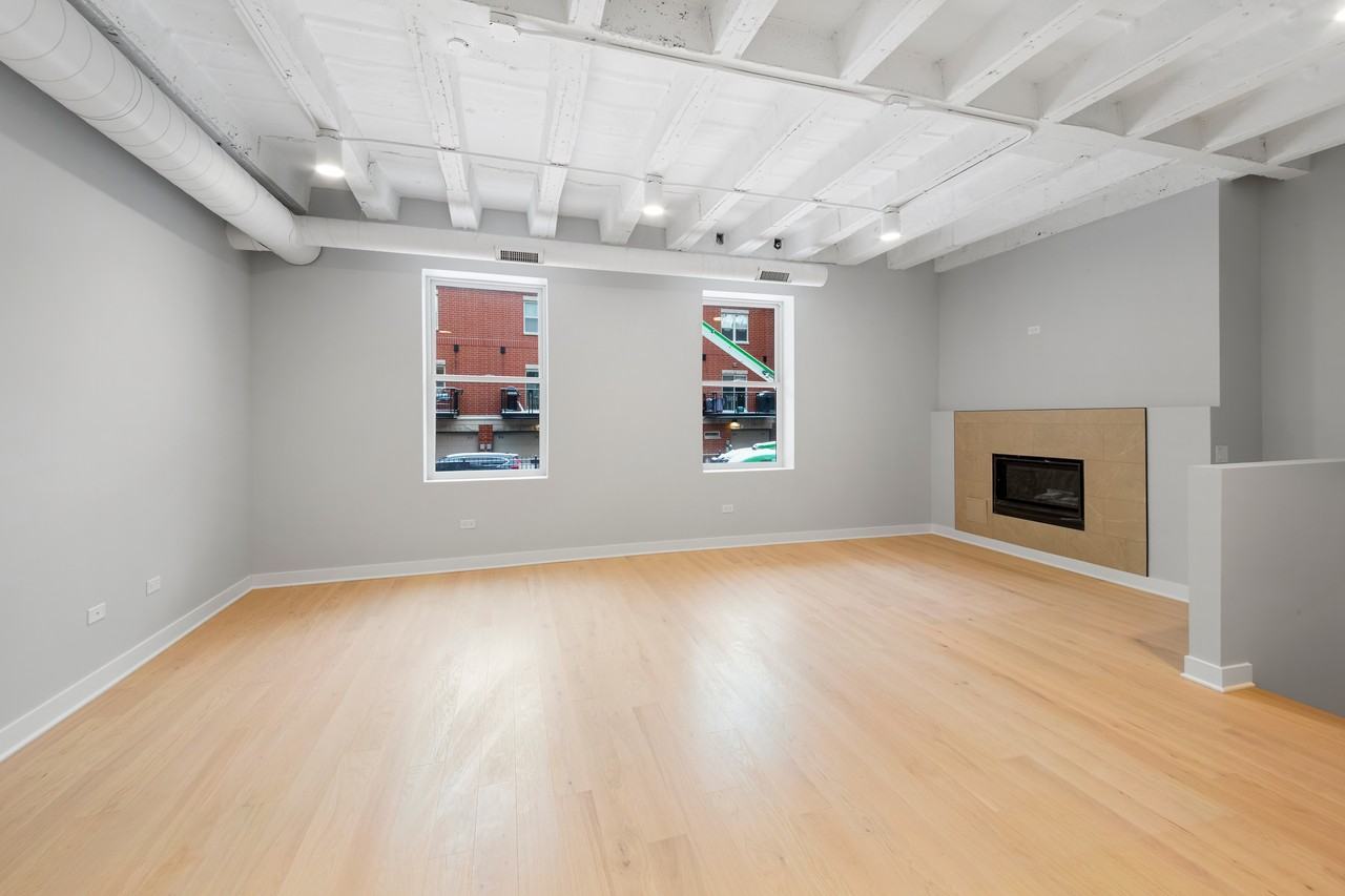 4637 N Ashland Ave #103 - Photo 7 of 25