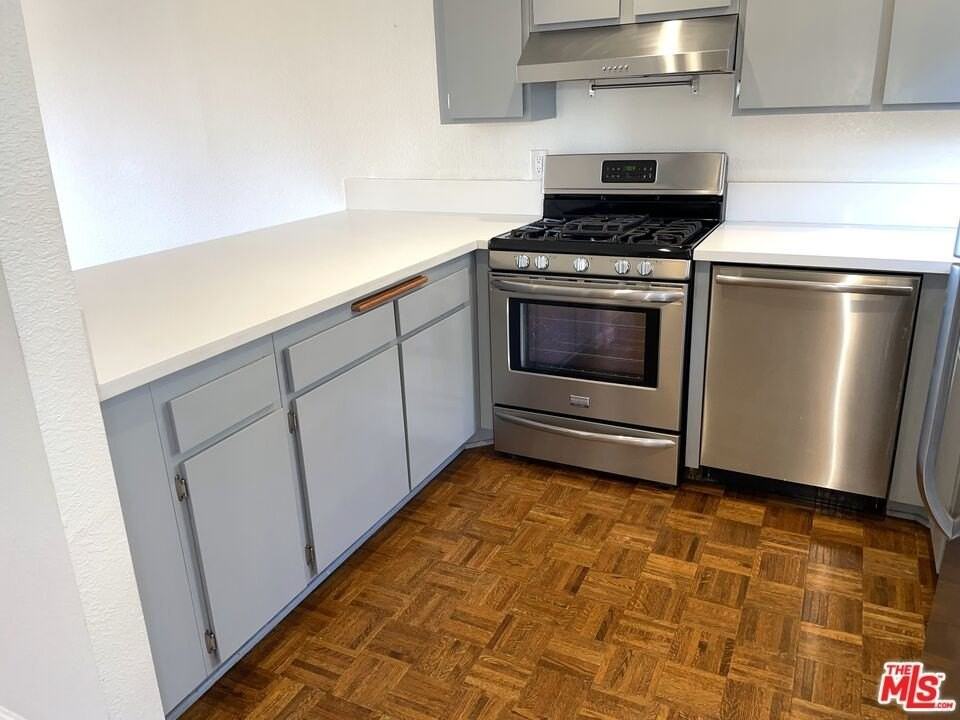 1083 1/2 W Kensington Rd - Photo 6 of 15